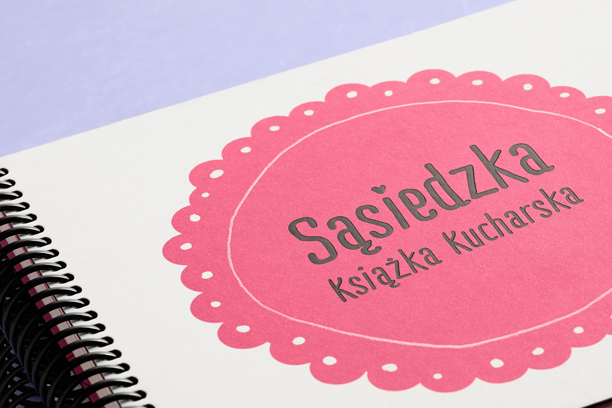 kompozycje fotograficzne książki z portfolio studia graficznego Art&chips